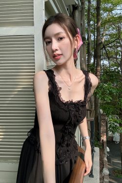 Light Fabric Summer Lace Trim Spliced Inner Knitted Vest Shirt for Women - Sweet & Spicy Style