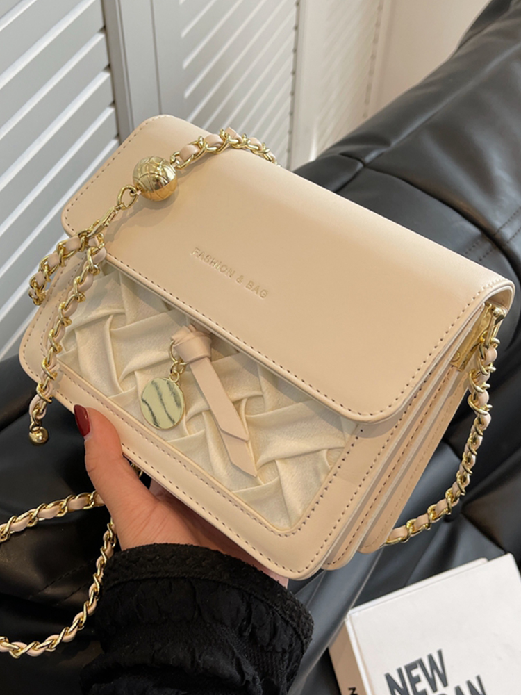 Light Luxury French Shoulder Bag - Versatile Lightweight Crossbody Chain Bag - Small Square Design for Women - Fashionable Commuting Accessory Light Luxury French Shoulder Bag - Versatile Lightweight Crossbody Chain Bag - Small Square Design for Women - Fashionable Commuting Accessory