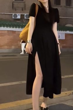 Light Luxury Plus-Size Little Black Dress, French Hepburn Style, Square Neck, Flattering Split Design for Curvy Figures, Summer Fashion