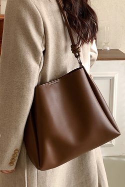 Light Luxury Retro Large-Capacity Shoulder Bag - Textured Mother and Child Bucket Bag for Women - Autumn Winter Fashion
