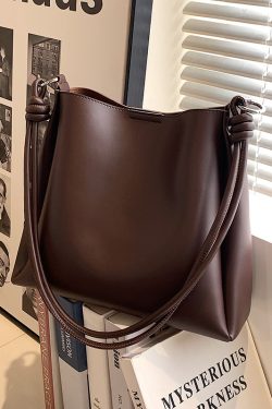 Light Luxury Retro Large-Capacity Shoulder Bag - Textured Mother and Child Bucket Bag for Women - Autumn Winter Fashion