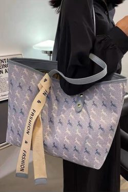 Light Luxury Retro Printed Tote Bag for Women - High-End Large Capacity Commuting Shoulder Bag