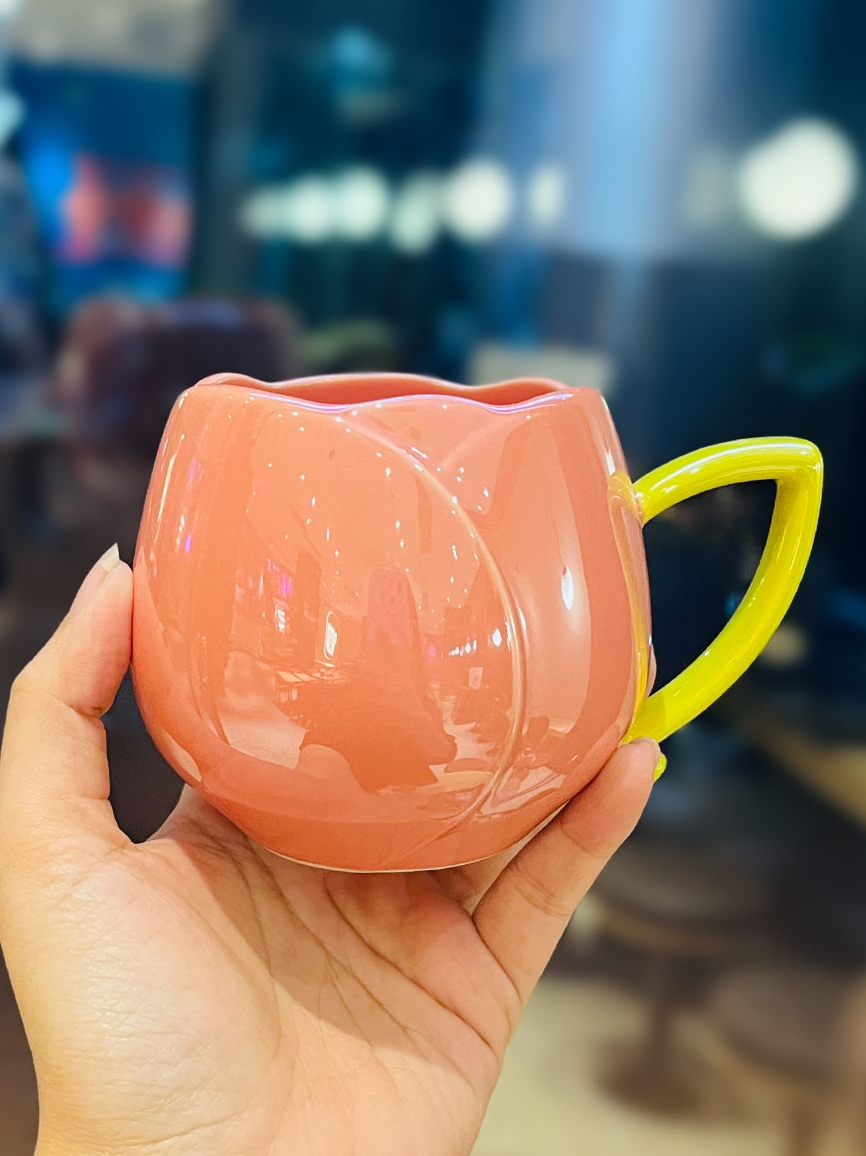 Light Luxury Tulip Ceramic Drinking Cup - Elegant Gift for Girls, Perfect Birthday Mug for Best Friends Light Luxury Tulip Ceramic Drinking Cup - Elegant Gift for Girls, Perfect Birthday Mug for Best Friends