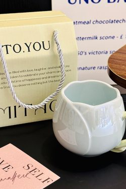 Light Luxury Tulip Ceramic Drinking Cup - Elegant Gift for Girls, Perfect Birthday Mug for Best Friends
