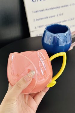 Light Luxury Tulip Ceramic Drinking Cup - Elegant Gift for Girls, Perfect Birthday Mug for Best Friends