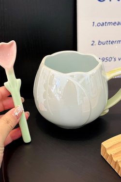Light Luxury Tulip Ceramic Drinking Cup - Elegant Gift for Girls, Perfect Birthday Mug for Best Friends