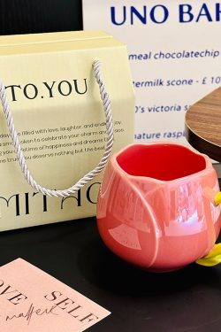 Light Luxury Tulip Ceramic Drinking Cup - Elegant Gift for Girls, Perfect Birthday Mug for Best Friends