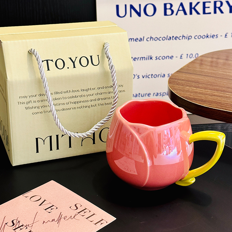 Light Luxury Tulip Ceramic Drinking Cup - Elegant Gift for Girls, Perfect Birthday Mug for Best Friends Light Luxury Tulip Ceramic Drinking Cup - Elegant Gift for Girls, Perfect Birthday Mug for Best Friends