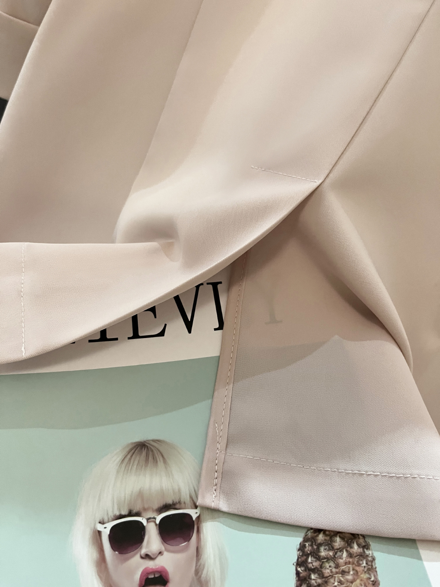 Light Pink Elegant Women's Blazer Jacket - Thin High-End Spring/Summer Suit Top for Intellectual Style Light Pink Elegant Women's Blazer Jacket - Thin High-End Spring/Summer Suit Top for Intellectual Style