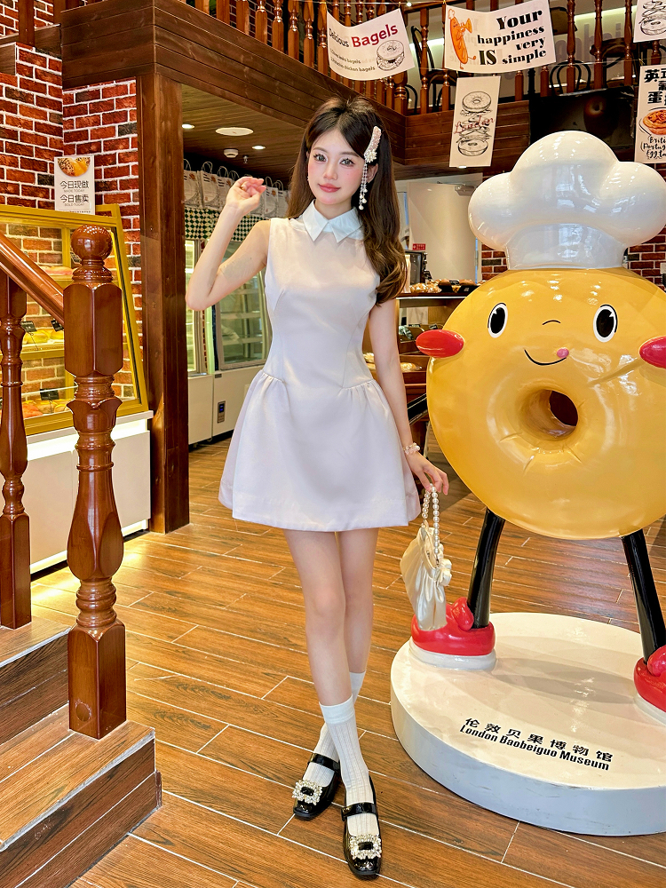 Light Pink Glossy Satin Sleeveless Shirt Dress with Waist-Cinching Design and Faux Two-Piece Skirt for Spring, Y2K Style Light Pink Glossy Satin Sleeveless Shirt Dress with Waist-Cinching Design and Faux Two-Piece Skirt for Spring, Y2K Style