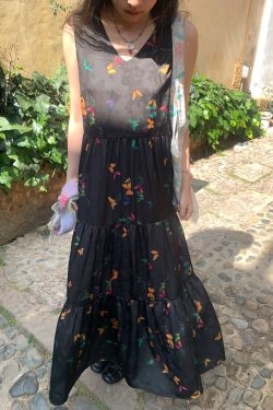 Light Spring Mountains Retro Floral Maxi Dress for Women - Loose V-Neck Sleeveless Long Dress, Perfect for Summer 90s & Y2K Style