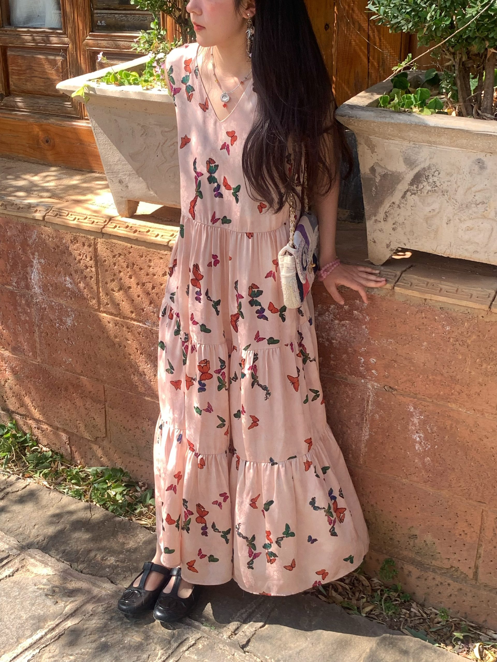 Light Spring Mountains Retro Floral Maxi Dress for Women - Loose V-Neck Sleeveless Long Dress, Perfect for Summer 90s & Y2K Style Light Spring Mountains Retro Floral Maxi Dress for Women - Loose V-Neck Sleeveless Long Dress, Perfect for Summer 90s & Y2K Style