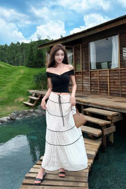 Lightweight Adjustable Lace Camisole and Flared Tulle Long Skirt Set for Summer Vacation, Boho Style