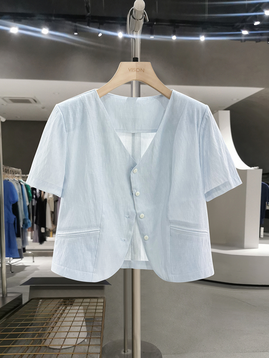Lightweight Blue Korean-Style Short Jacket for Women - Elegant Summer 2025 Thin Top for a Youthful Look Lightweight Blue Korean-Style Short Jacket for Women - Elegant Summer 2025 Thin Top for a Youthful Look