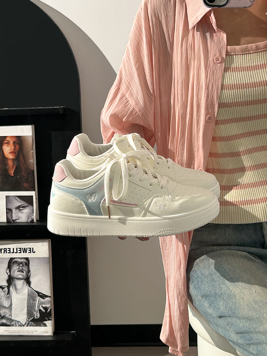 Lightweight Breathable White Sneakers for Women - 2025 Summer Mesh Casual Shoes, Korean Style Versatile Sports Footwear for Students Lightweight Breathable White Sneakers for Women - 2025 Summer Mesh Casual Shoes, Korean Style Versatile Sports Footwear for Students