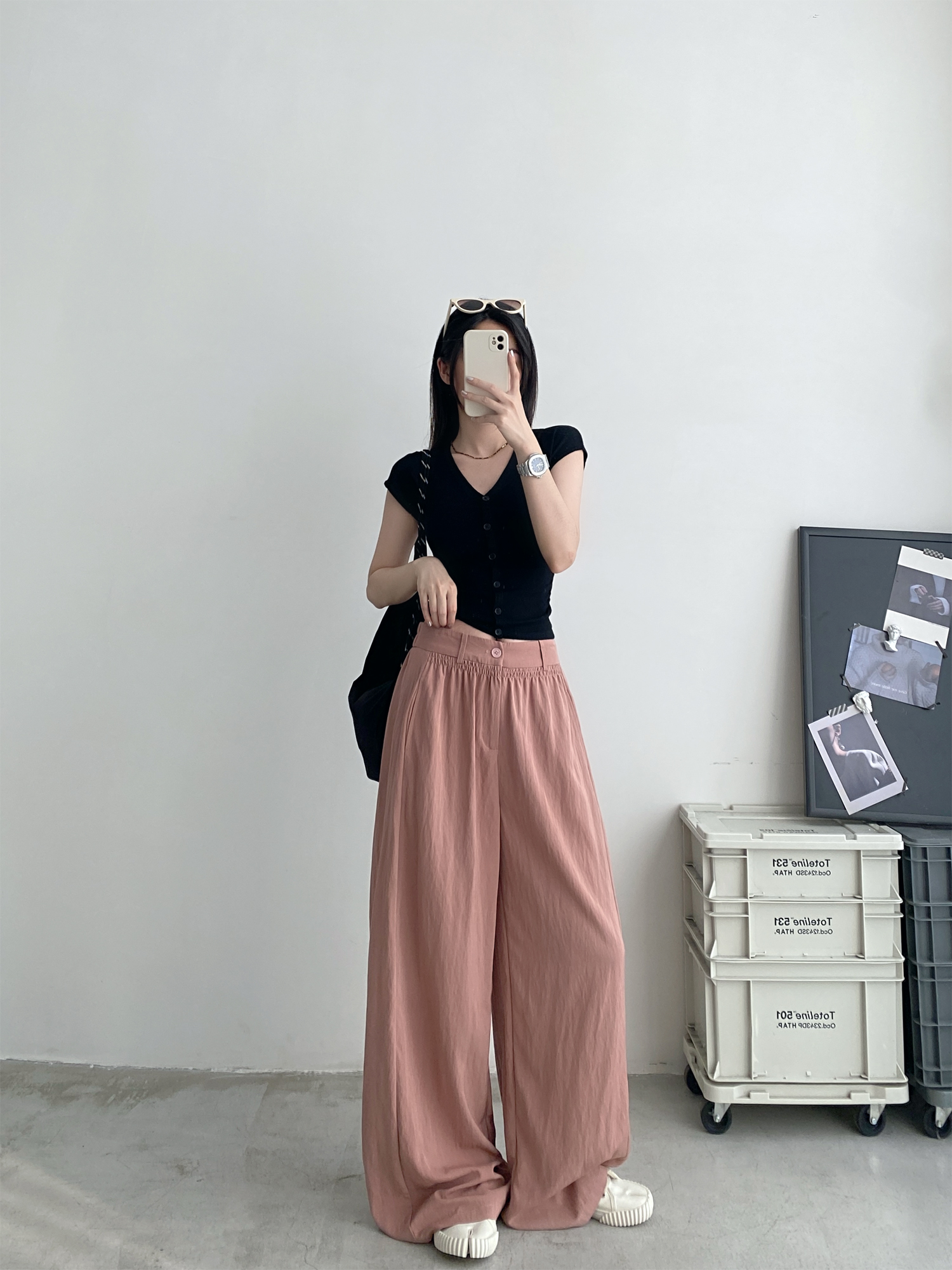 Lightweight Casual Wide-Leg Pants for Women, Loose Breathable Sun-Protective Floor-Length Trousers for Summer Fashion Lightweight Casual Wide-Leg Pants for Women, Loose Breathable Sun-Protective Floor-Length Trousers for Summer Fashion