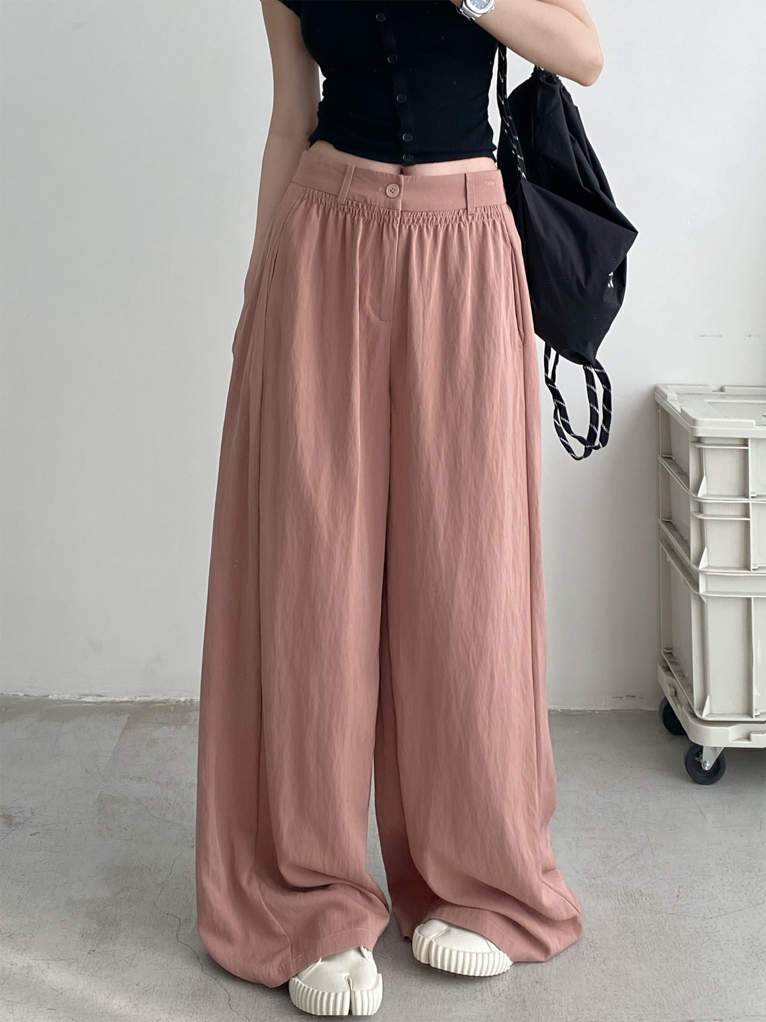 Lightweight Casual Wide-Leg Pants for Women, Loose Breathable Sun-Protective Floor-Length Trousers for Summer Fashion Lightweight Casual Wide-Leg Pants for Women, Loose Breathable Sun-Protective Floor-Length Trousers for Summer Fashion
