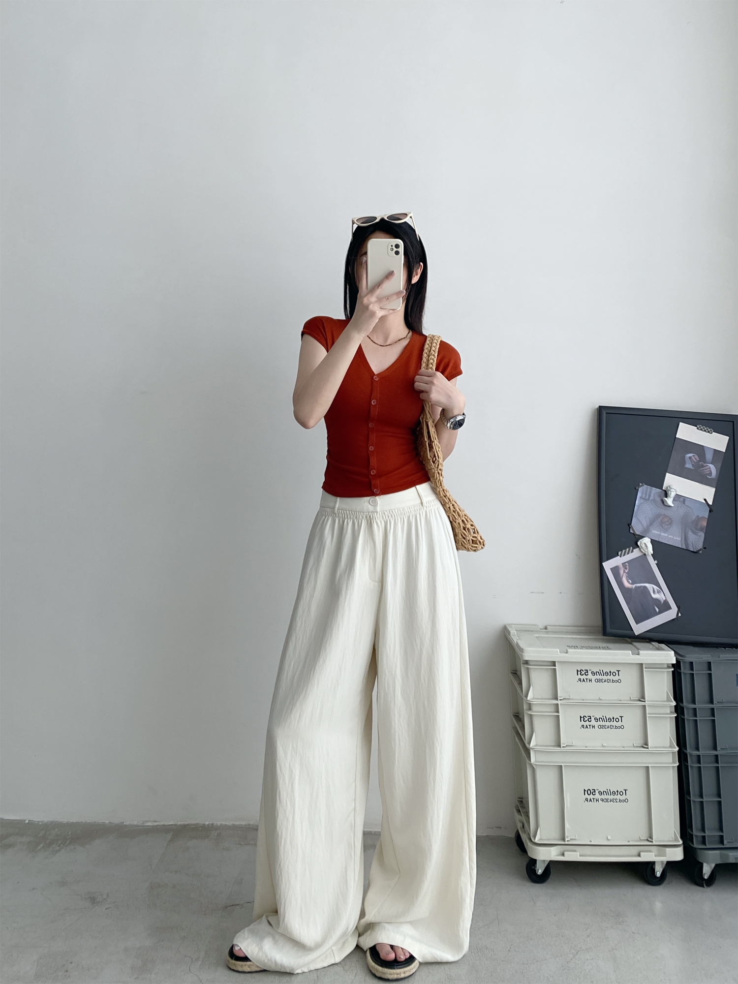 Lightweight Casual Wide-Leg Pants for Women, Loose Breathable Sun-Protective Floor-Length Trousers for Summer Fashion Lightweight Casual Wide-Leg Pants for Women, Loose Breathable Sun-Protective Floor-Length Trousers for Summer Fashion