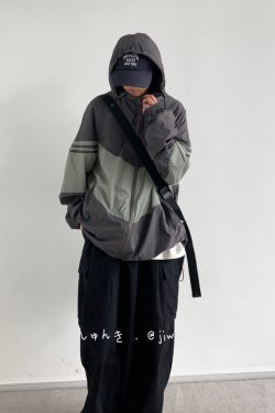 Lightweight Color-Blocked Hooded Sun Protection Jacket for Men and Women - Japanese Retro Outdoor Work Coat, Breathable Summer Style