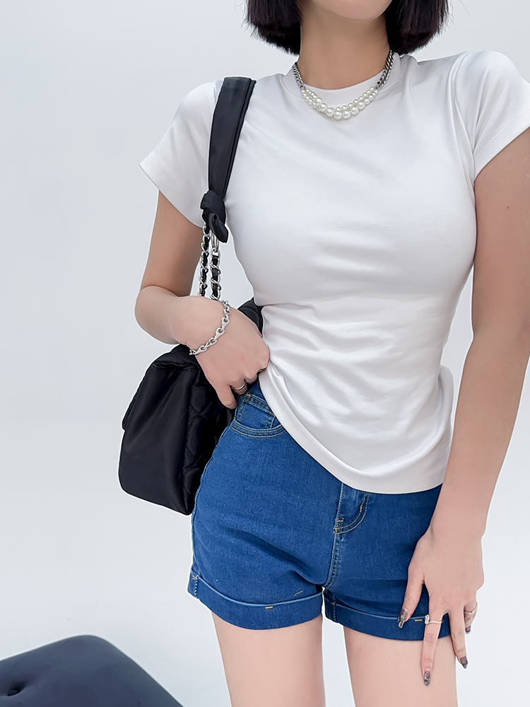 Lightweight Fitted Short Sleeve Round Neck T-Shirt for Women - Spring/Summer Basic Top, Perfect for Casual Outfits Lightweight Fitted Short Sleeve Round Neck T-Shirt for Women - Spring/Summer Basic Top, Perfect for Casual Outfits