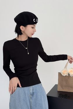 Lightweight Fitted Short Sleeve Round Neck T-Shirt for Women - Spring/Summer Basic Top, Perfect for Casual Outfits