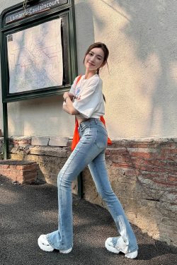 Lightweight Fleece Mid-Rise Slim Fit Flared Jeans for Women - Perfect for Spring and Autumn, Casual Chic Style