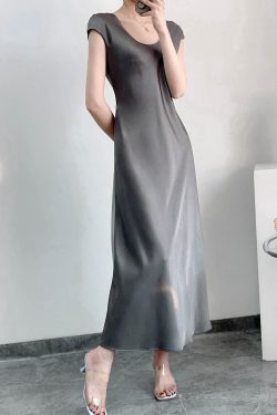 Lightweight Flowing Dress with Connected Sleeves, Diagonal Cut, Minimalist Style, Elegant Summer Slim-Fit, Mid-Length Skirt