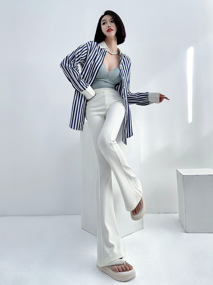 Lightweight High-Waisted Flared Pants for Women - Stretchy Draping Wide-Leg, Slimming Floor-Length Design for Spring and Autumn Lightweight High-Waisted Flared Pants for Women - Stretchy Draping Wide-Leg, Slimming Floor-Length Design for Spring and Autumn