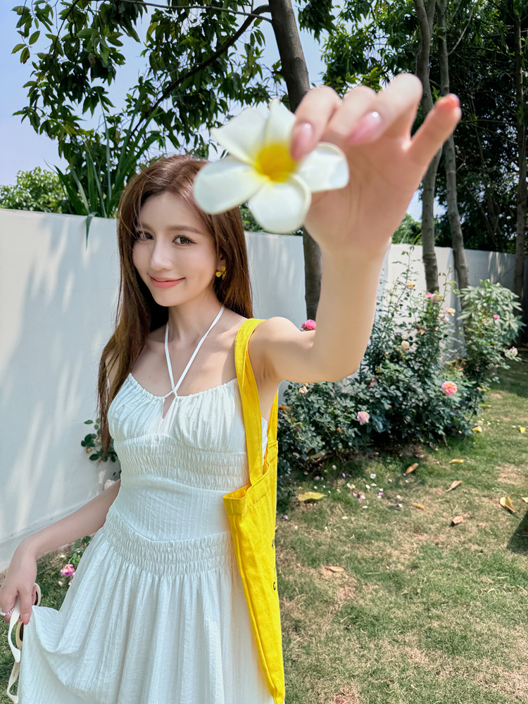 Lightweight High-Waisted Long Dress with Straps, Hollow Out Design, Slimming A-Line Silhouette for Summer Vacation Style Lightweight High-Waisted Long Dress with Straps, Hollow Out Design, Slimming A-Line Silhouette for Summer Vacation Style