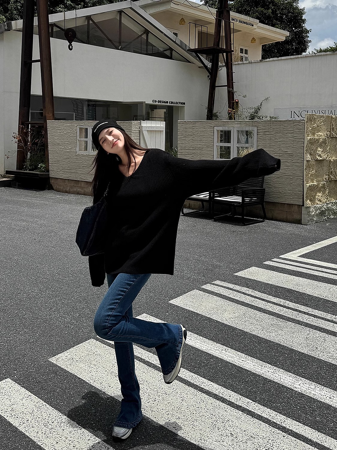 Lightweight High-Waisted Slim-Fit Flared Pants for Spring & Autumn - Extra Long Deep Blue Denim Jeans Lightweight High-Waisted Slim-Fit Flared Pants for Spring & Autumn - Extra Long Deep Blue Denim Jeans