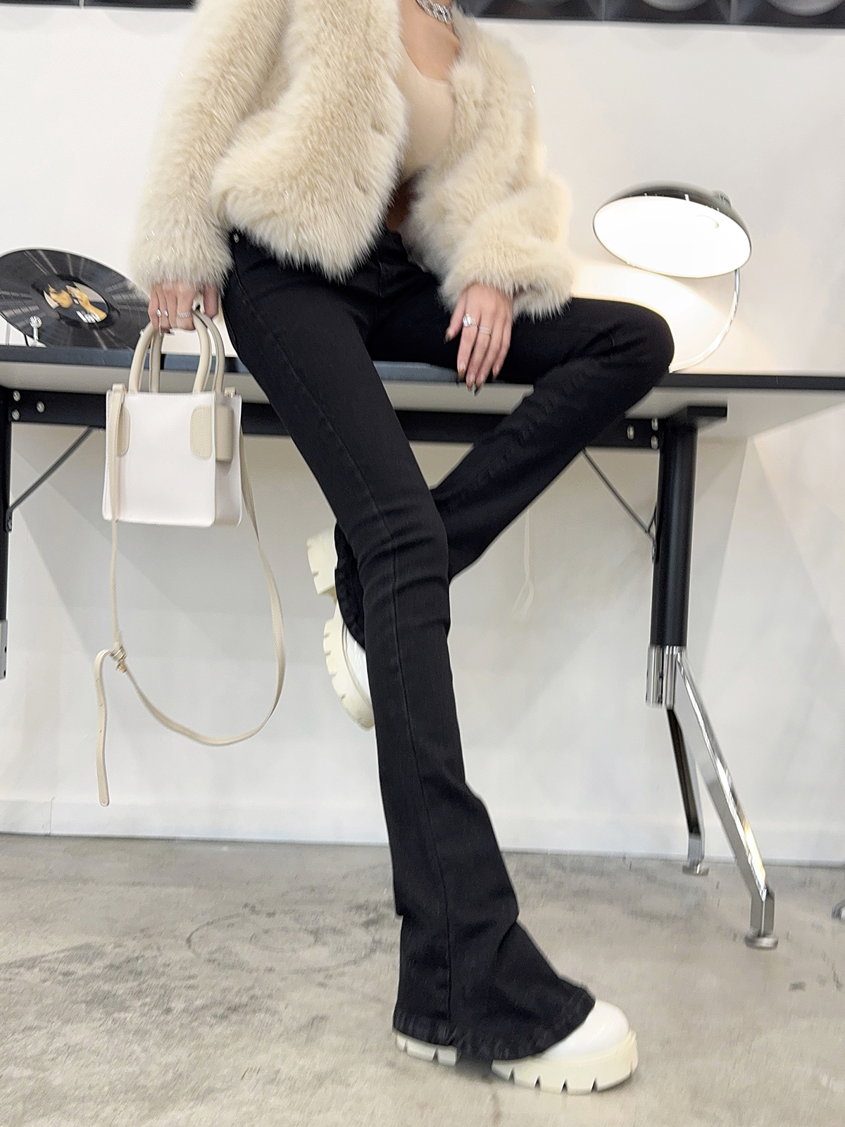 Lightweight High-Waisted Slim-Fit Flared Pants for Spring & Autumn - Extra Long Deep Blue Denim Jeans Lightweight High-Waisted Slim-Fit Flared Pants for Spring & Autumn - Extra Long Deep Blue Denim Jeans