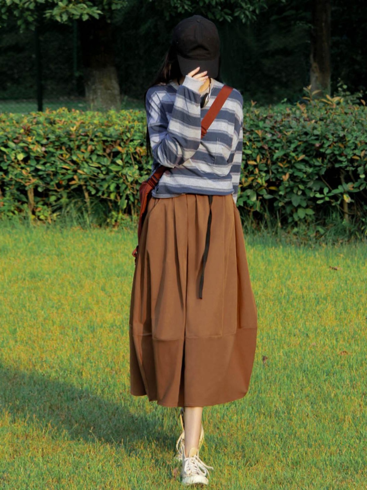 Lightweight Japanese Style Mid-Length Women's Skirt with Magnetic Buckle, Versatile Floral Bud Design for Spring and Autumn Fashion Lightweight Japanese Style Mid-Length Women's Skirt with Magnetic Buckle, Versatile Floral Bud Design for Spring and Autumn Fashion