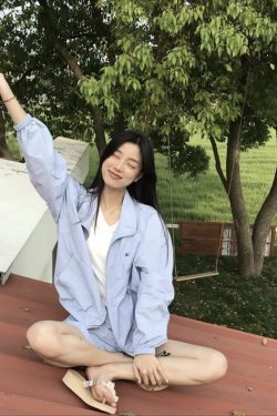 Lightweight Japanese-Style Stand Collar Sun Protection Jacket for Women, 2025 Summer Short Coat, UV Protection, Breathable Fashion.