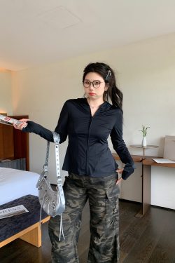 Lightweight Korean Style Cardigan for Yoga - UPF50+ Sun Protection, Anti-Ultraviolet, Slightly Chubby Small Waist, Comic Print Design