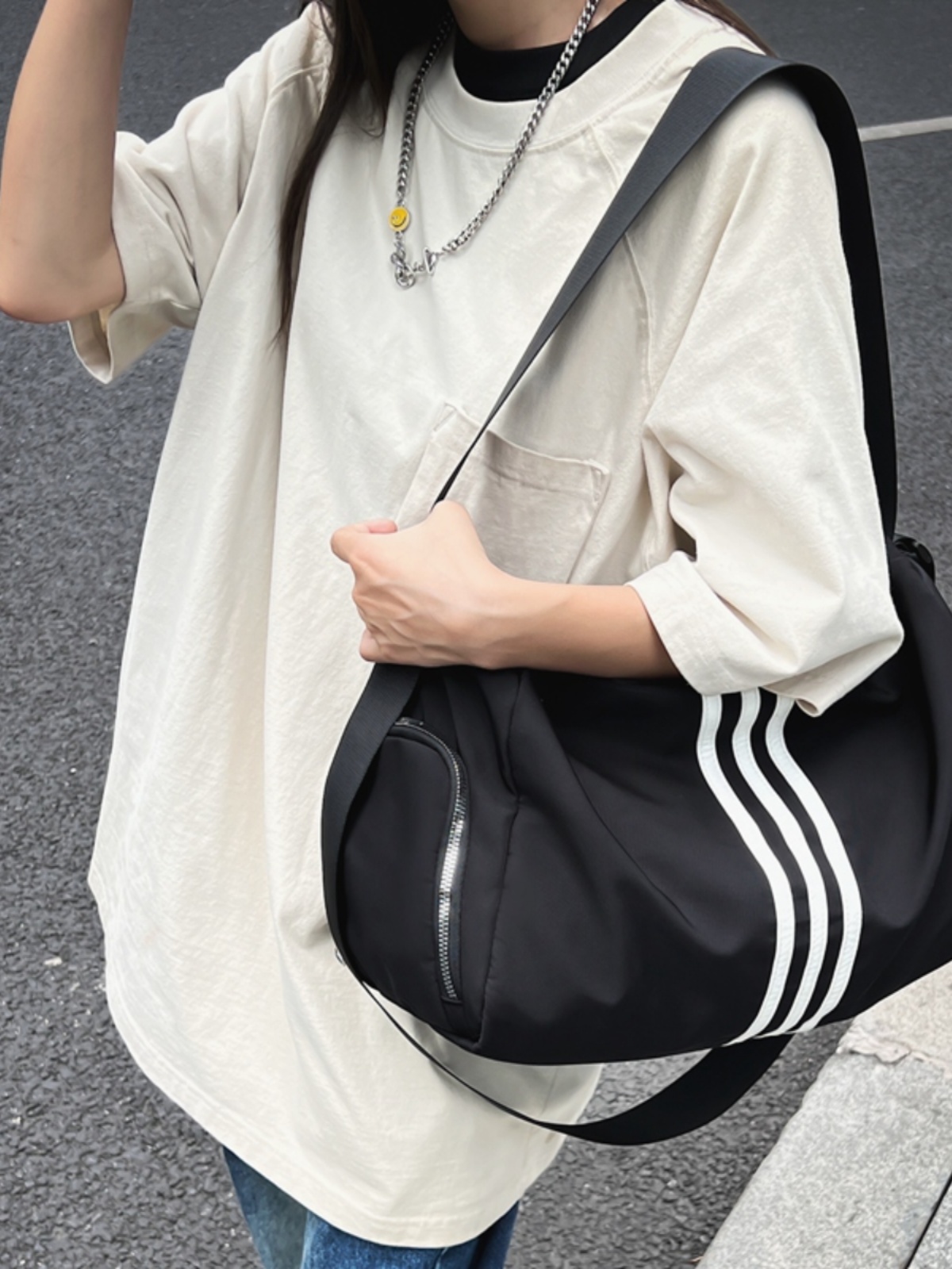 Lightweight Large-Capacity Sports Yoga Fitness Bag with Dry and Wet Separation - Versatile Crossbody Travel Luggage Storage Bag Lightweight Large-Capacity Sports Yoga Fitness Bag with Dry and Wet Separation - Versatile Crossbody Travel Luggage Storage Bag