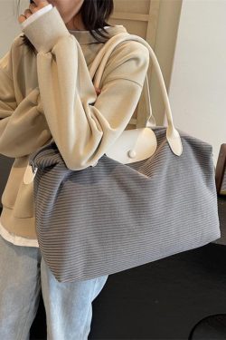 Lightweight Large-Capacity Travel Bag - Versatile Gym, Commuter, and Maternity Shoulder Bag for Short-Distance Business Trips