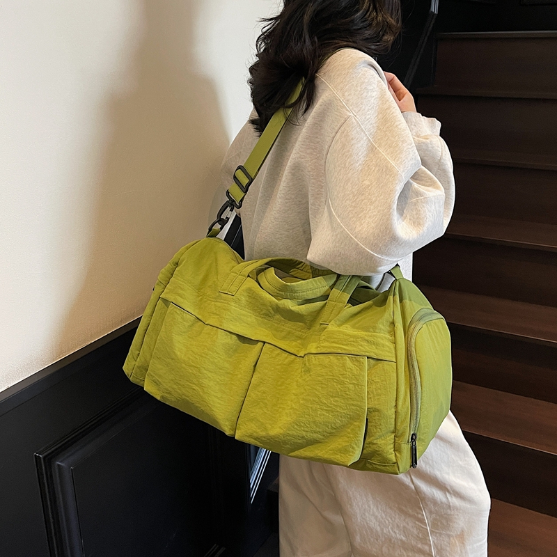 Lightweight Large Capacity Travel Bag for Women and Men, Handheld Crossbody Sports Fitness Bag for Short Trips and Outings Lightweight Large Capacity Travel Bag for Women and Men, Handheld Crossbody Sports Fitness Bag for Short Trips and Outings