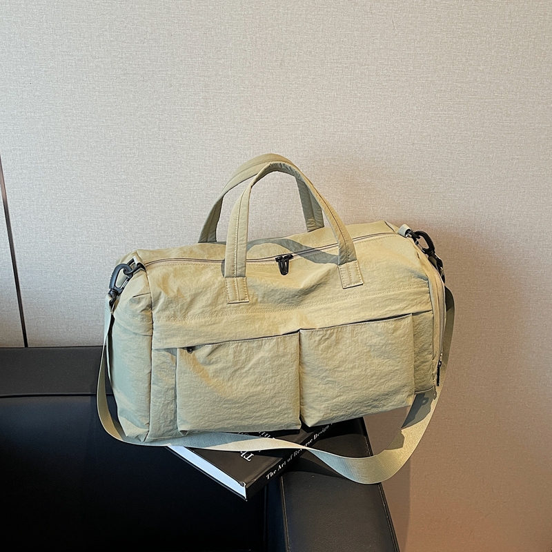 Lightweight Large Capacity Travel Bag for Women and Men, Handheld Crossbody Sports Fitness Bag for Short Trips and Outings Lightweight Large Capacity Travel Bag for Women and Men, Handheld Crossbody Sports Fitness Bag for Short Trips and Outings