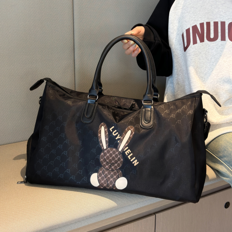 Lightweight Large Capacity Travel Tote Bag for Women - Stylish Sports Fitness Handbag for Short-Distance Journeys Lightweight Large Capacity Travel Tote Bag for Women - Stylish Sports Fitness Handbag for Short-Distance Journeys