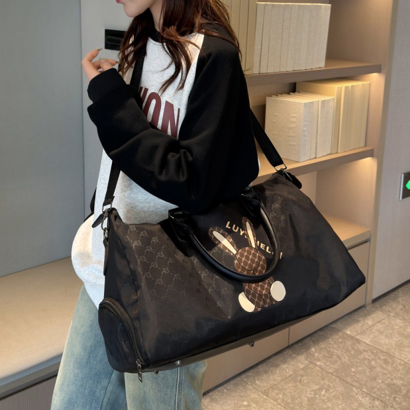 Lightweight Large Capacity Travel Tote Bag for Women - Stylish Sports Fitness Handbag for Short-Distance Journeys Lightweight Large Capacity Travel Tote Bag for Women - Stylish Sports Fitness Handbag for Short-Distance Journeys