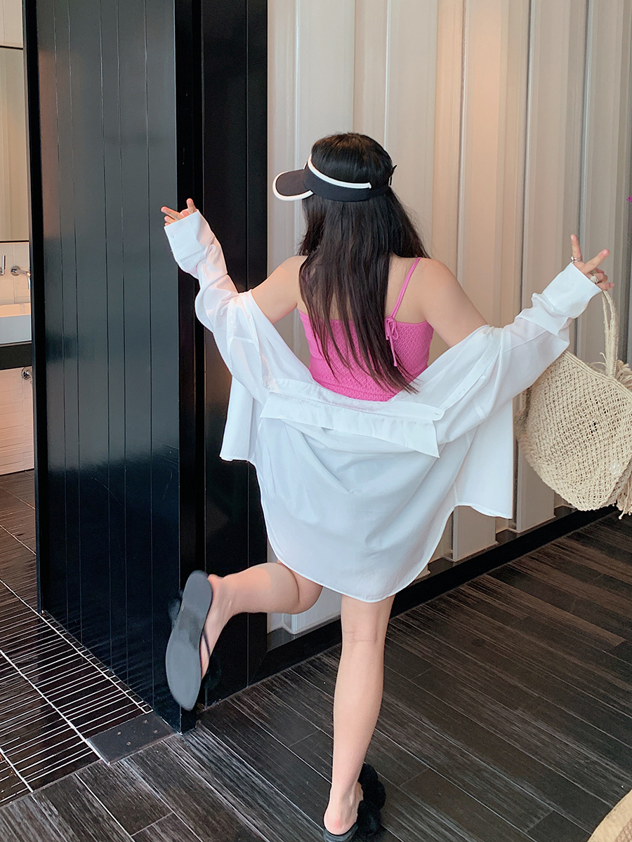 Lightweight Luxury Long Sleeve Sunscreen Shirt for Plus-Size Women - 2025 Summer Style, Belly Covering Top Lightweight Luxury Long Sleeve Sunscreen Shirt for Plus-Size Women - 2025 Summer Style, Belly Covering Top