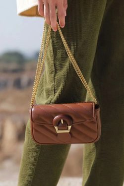 Lightweight Luxury Summer Women's Mini Crossbody Bag - Embroidered Chanel-Style Chain Bag, Versatile Fashion Accessory 2023