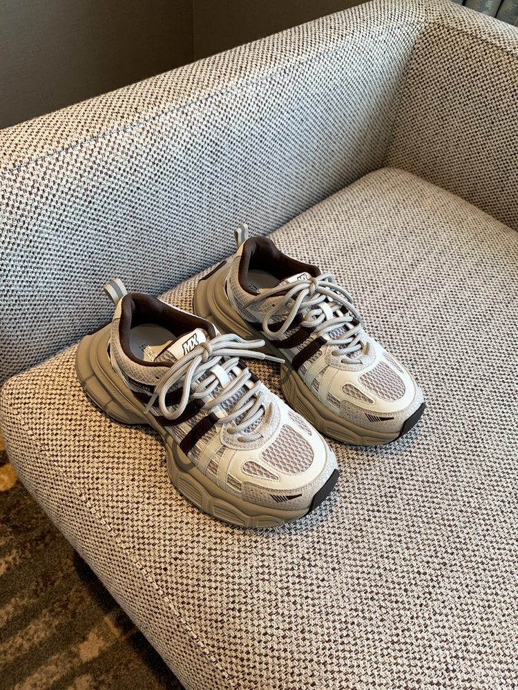 Lightweight Mesh Sports Shoes for Women - Casual Lace-Up Thick-Soled Dad Sneakers, Comfortable & Breathable 2025 Style Lightweight Mesh Sports Shoes for Women - Casual Lace-Up Thick-Soled Dad Sneakers, Comfortable & Breathable 2025 Style