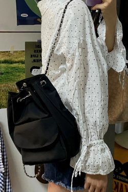Lightweight Minimalist Black Drawstring Backpack for Women - Stylish High-End Summer Commuting Bag with Chain Detail