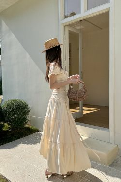 Lightweight One-Shoulder French Top with Ear-Shaped Ruffles and Elastic Long Skirt Set - Perfect for Summer Fashion