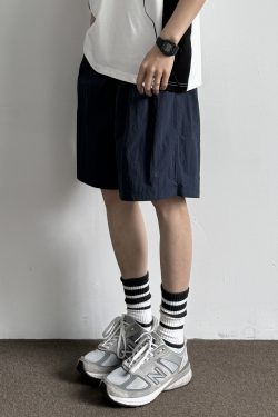 Lightweight Quick-Dry Sports Shorts for Men and Women - Breathable Casual Versatile Five-Point Pants for Summer Outdoor Activities