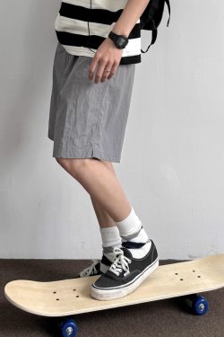 Lightweight Quick-Dry Sports Shorts for Men and Women - Breathable Casual Versatile Five-Point Pants for Summer Outdoor Activities