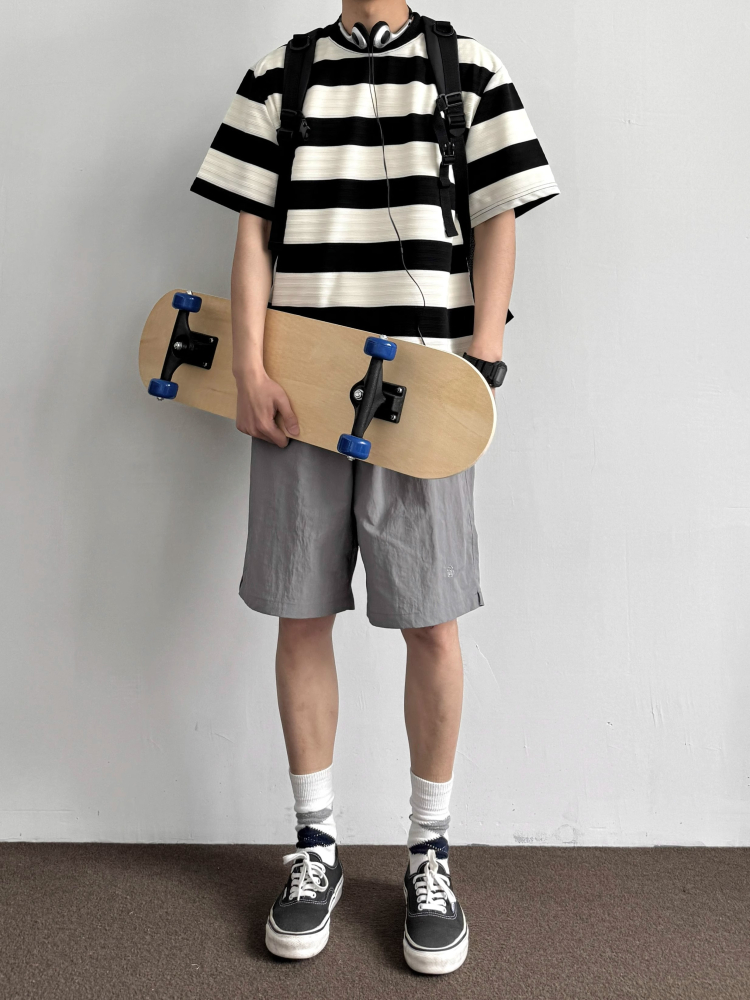 Lightweight Quick-Dry Sports Shorts for Men and Women - Breathable Casual Versatile Five-Point Pants for Summer Outdoor Activities Lightweight Quick-Dry Sports Shorts for Men and Women - Breathable Casual Versatile Five-Point Pants for Summer Outdoor Activities