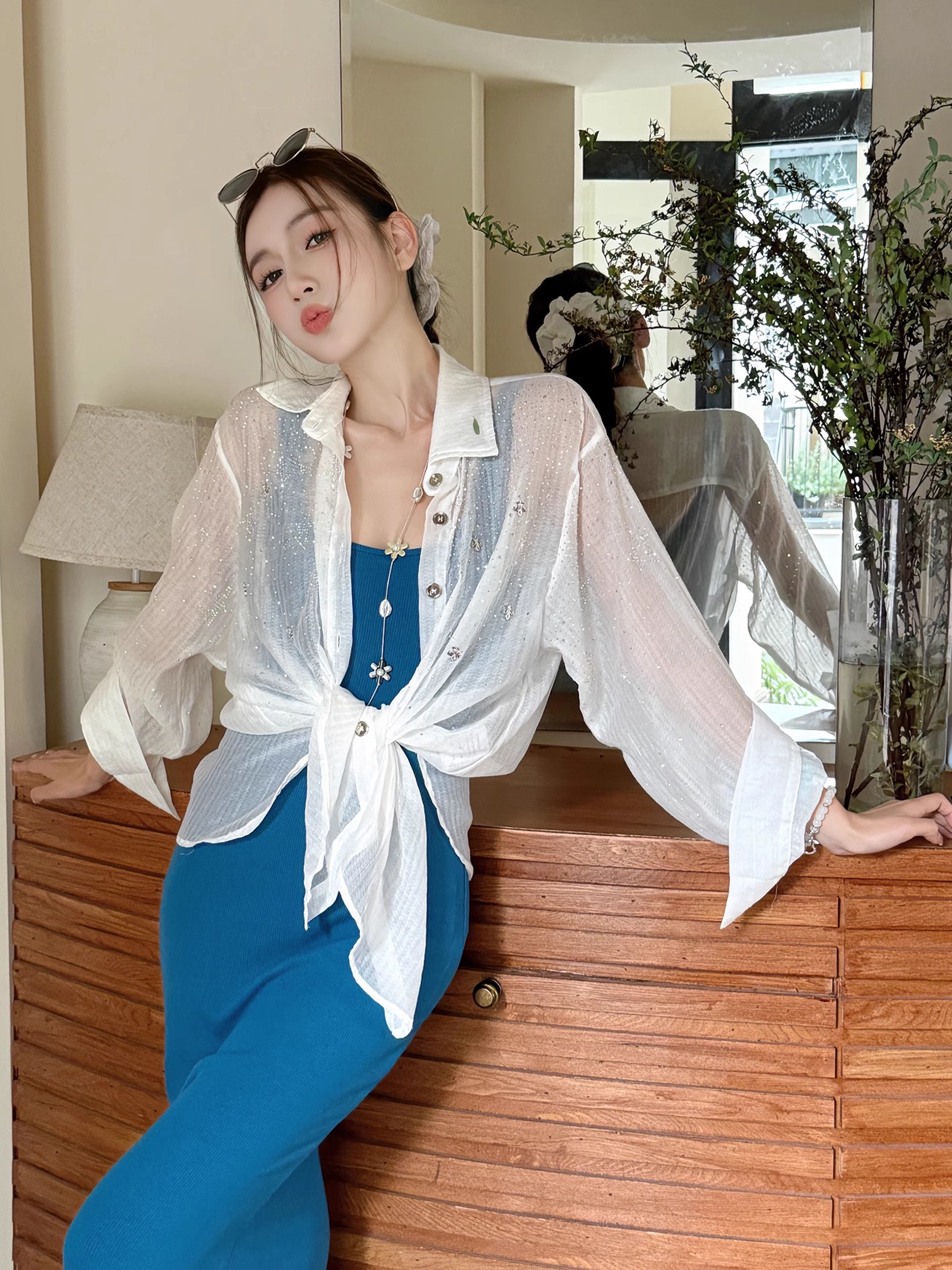 Lightweight Rhinestone Star Cardigan - Women's Sun Protection Tencel Shirt for Spring & Summer, Ultra-Heavy Industrial Design Lightweight Rhinestone Star Cardigan - Women's Sun Protection Tencel Shirt for Spring & Summer, Ultra-Heavy Industrial Design