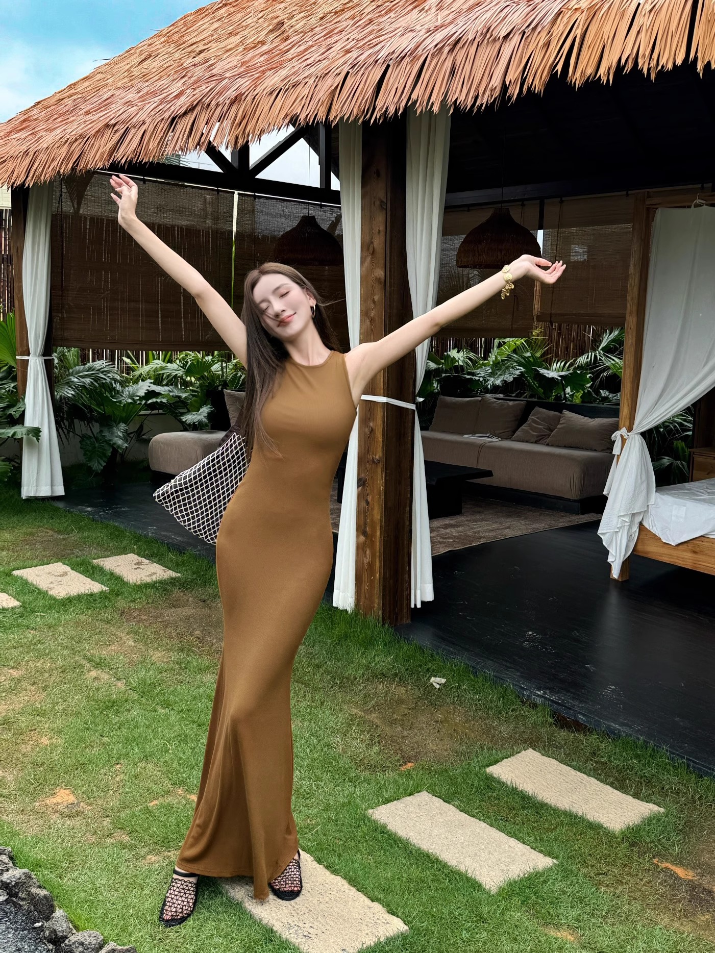 Lightweight Sexy Mermaid Dress for Women - Slim Fit Bodycon Sleeveless Long Dress for Spring and Summer Fashion Lightweight Sexy Mermaid Dress for Women - Slim Fit Bodycon Sleeveless Long Dress for Spring and Summer Fashion